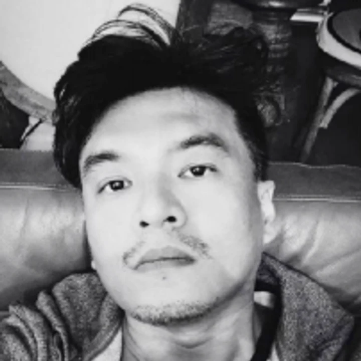 Jile Tan portrait